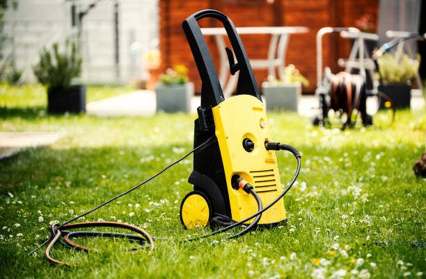 Best Graffiti Removal Services in Canton, IL